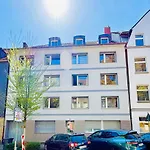 Urban Bloom Retreat - Ruettenscheid, Zentrum, Messe * Essen