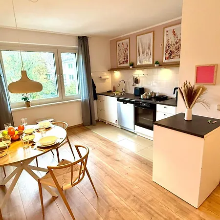 Appartamento Urban Bloom Retreat - Ruettenscheid, Zentrum, Messe Essen