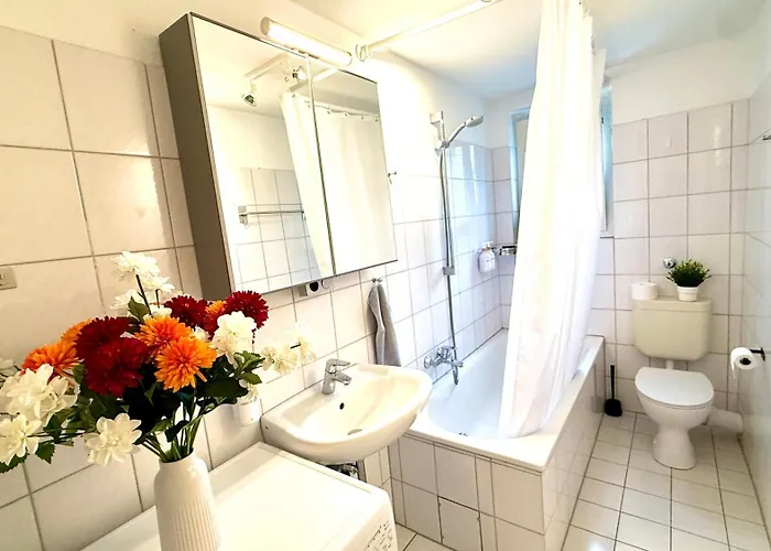 Urban Bloom Retreat - Ruettenscheid, Zentrum, Messe شقة