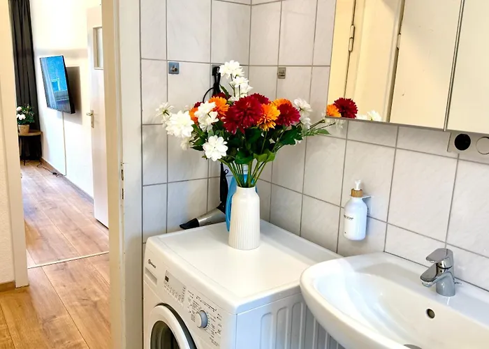 Urban Bloom Retreat - Ruettenscheid, Zentrum, Messe * إسن