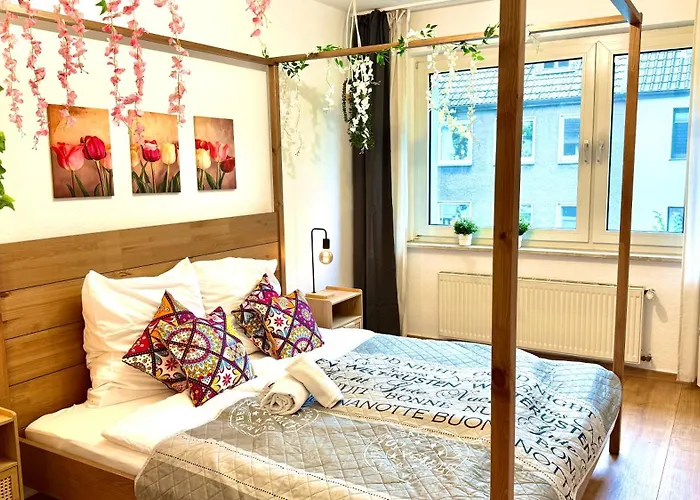 Urban Bloom Retreat - Ruettenscheid, Zentrum, Messe *